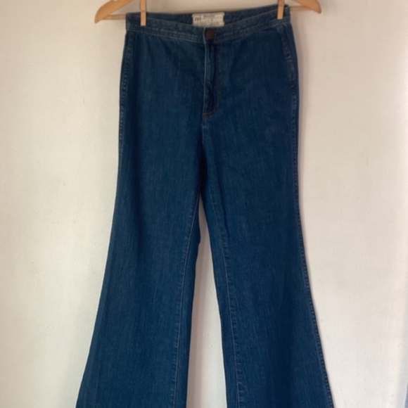 Free People 25 Ray of Sunshine Flare Jeans - Picture 4 of 12